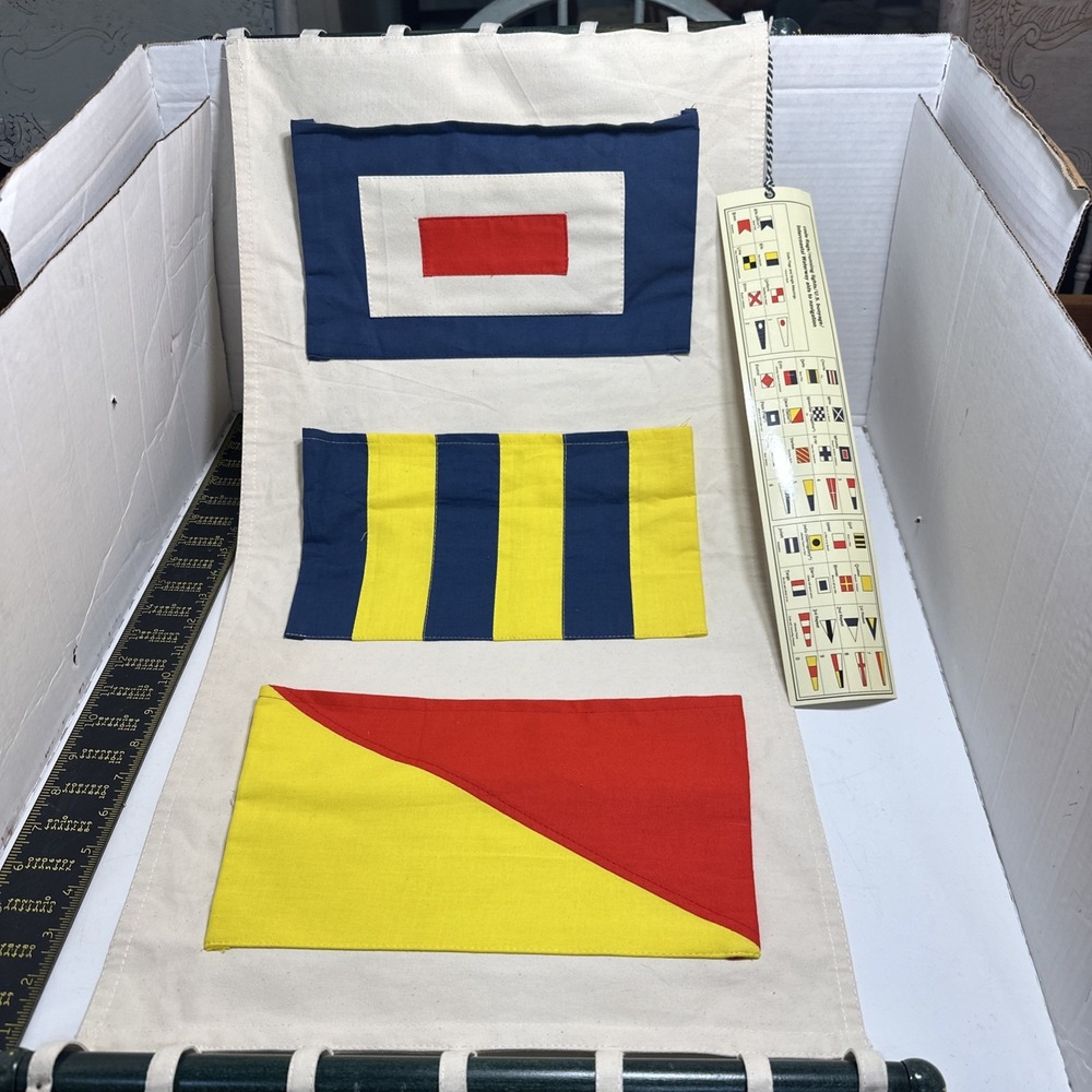 Authentic Models Nautical Sailing 3 Flag‎ Pockets Canvas Wall Hang Storage Decor
